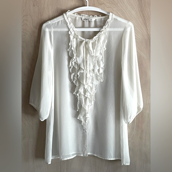 OLD NAVY Cream Sheer Ruffle Blouse–Romantic Dreamy Vibe 3/4 Sleeve Button Down M - Picture 1 of 11